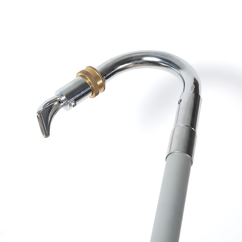 Pembersih longkang dengan tiang teleskopik